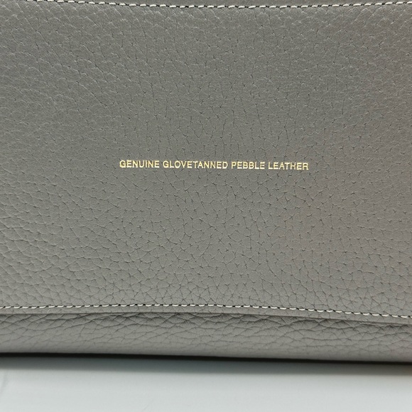 Coach Rouge - Picture 7 of 16